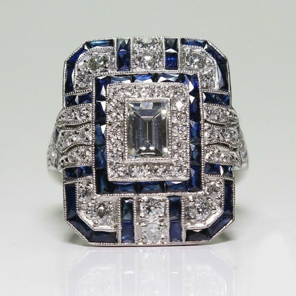 Jewelry - Sapphires Vintage Ring- Stunning!